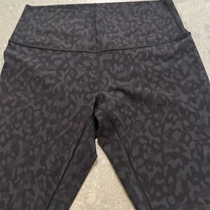 Lulu leggings cheetah print